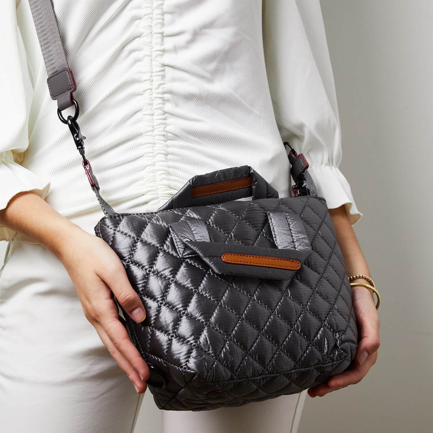 Crossbody Charcoal